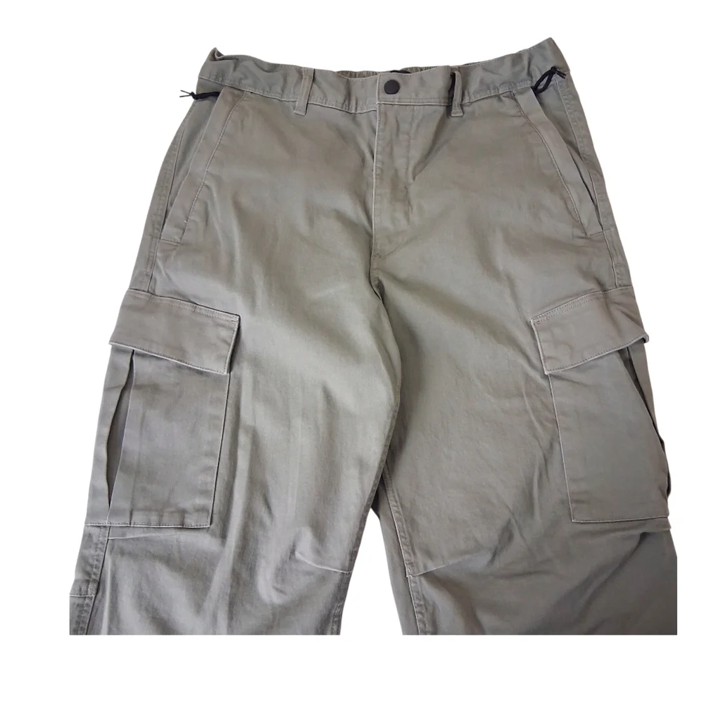 H&M Regular Fit Cargo Pants Mens Size Medium - Green